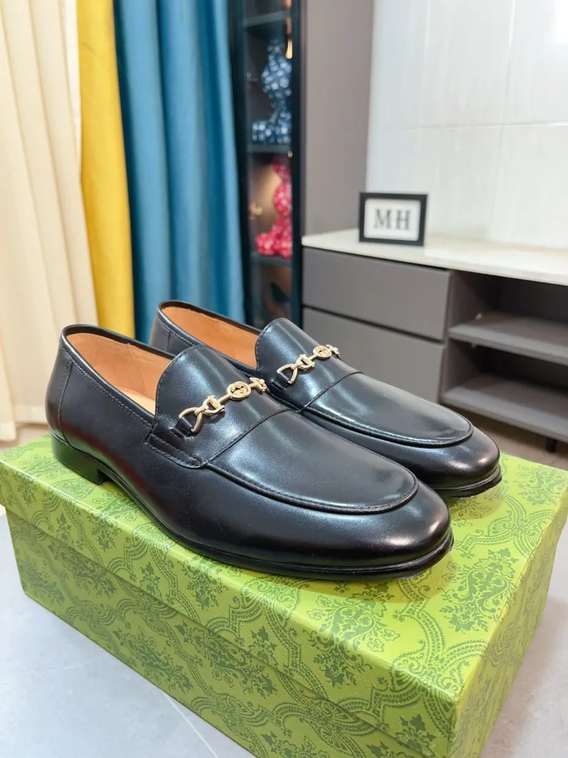 Men's shoes 💰500🌹🌹【GUCCI】The most popular classic Gucci leather shoes. Synchronized with the official website, the upper is made of Italian first-layer cowhide ➕cowhide lining, with unique brand and unique craftsmanship. Highlighting the hot style of the new year. Stop hesitating, stop wandering, get it now. Number: 38--44